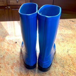 Columbia rubber boots size 3